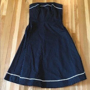 Black and white strapless dress